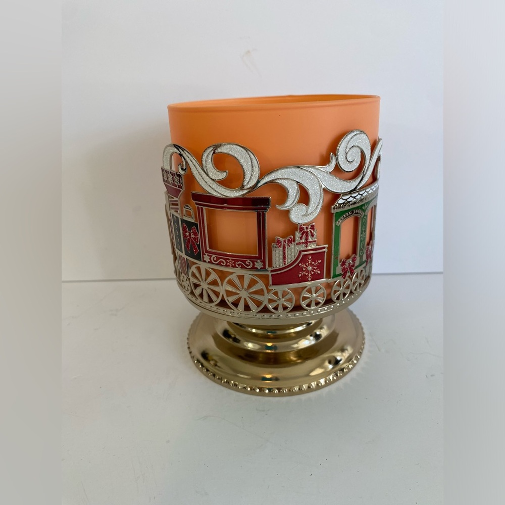 Bath and Body Works pedestal 3 wick candle holder Christmas train holiday